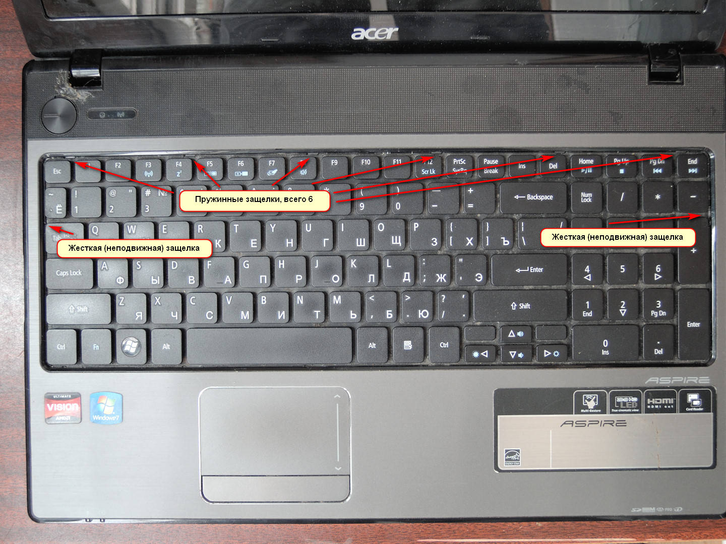 Разборка ноутбука, снять клавиатуру